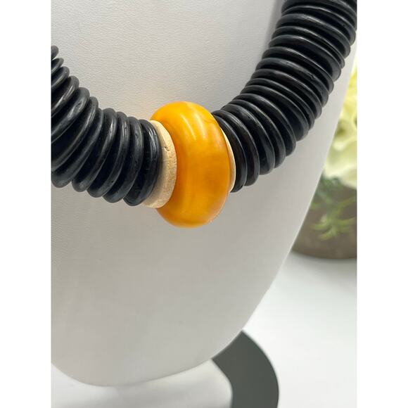 Vintage Black Bakelite Disc Necklace Butterscotch Amber Accent Statement Jewelry - Picture 3 of 13